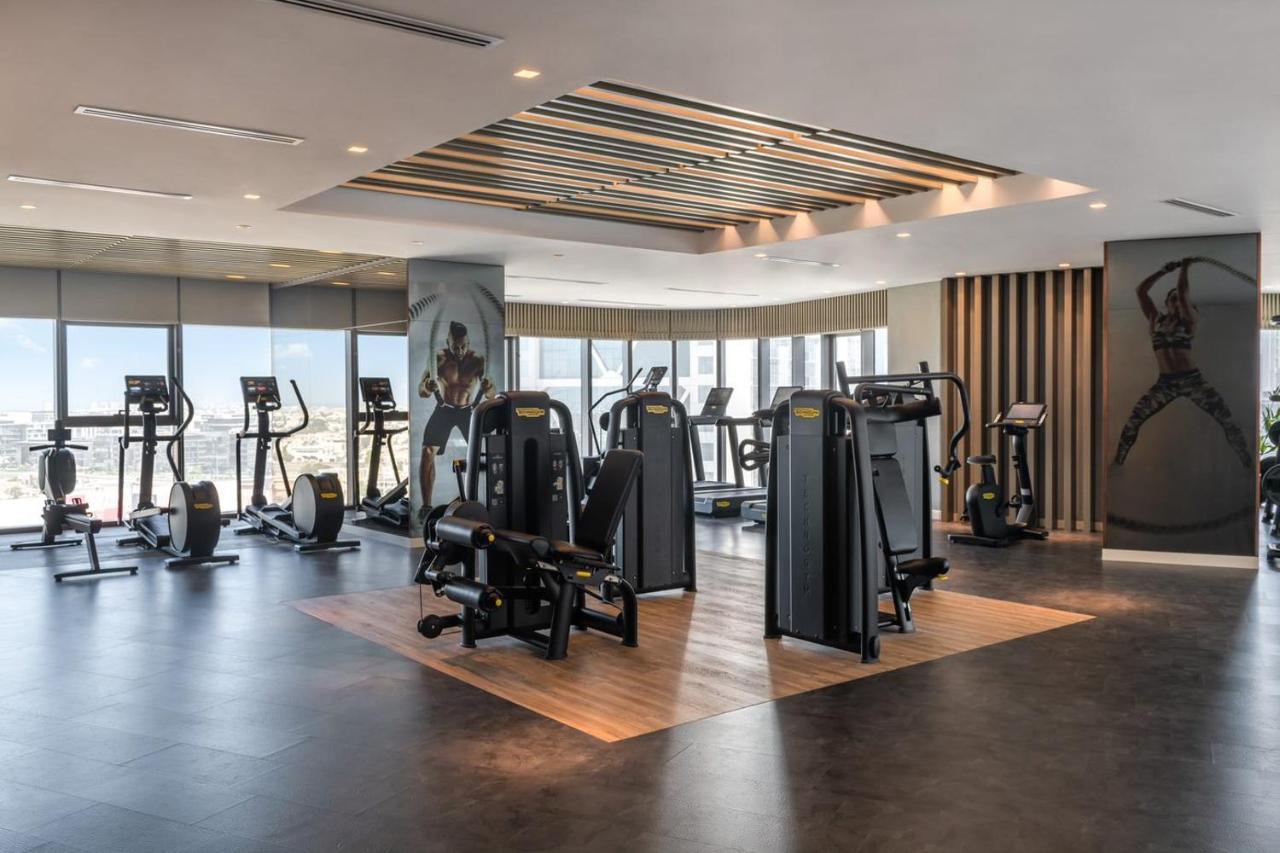 Paramount Hotel Midtown Ντουμπάι Εξωτερικό φωτογραφία The gym at the 1018