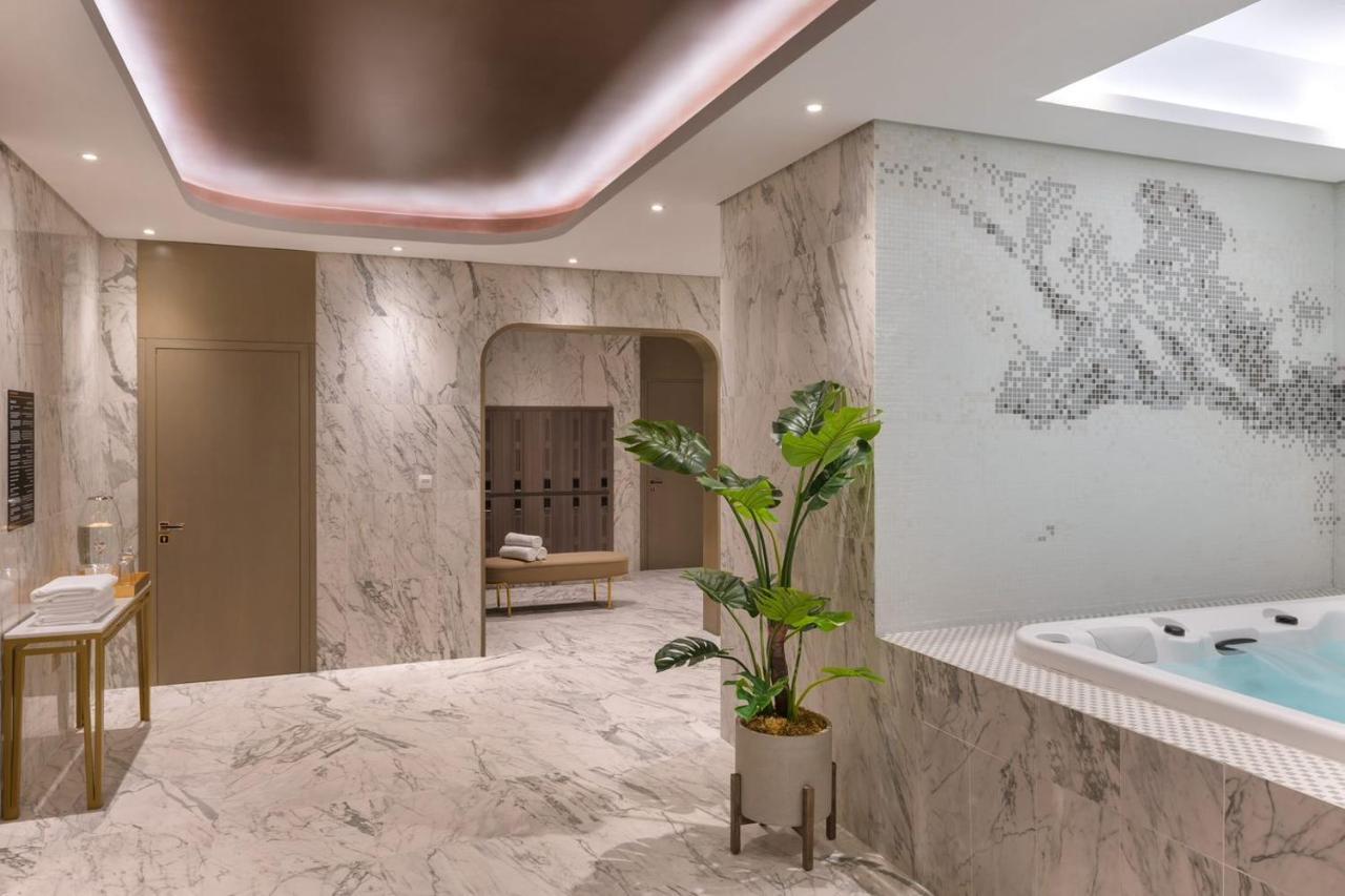 Paramount Hotel Midtown Ντουμπάι Εξωτερικό φωτογραφία Spa at the hotel